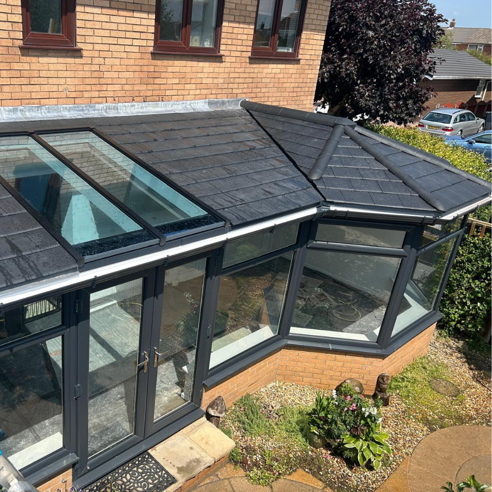 ExtraLight Classic Roof Tile - Anthracite Black